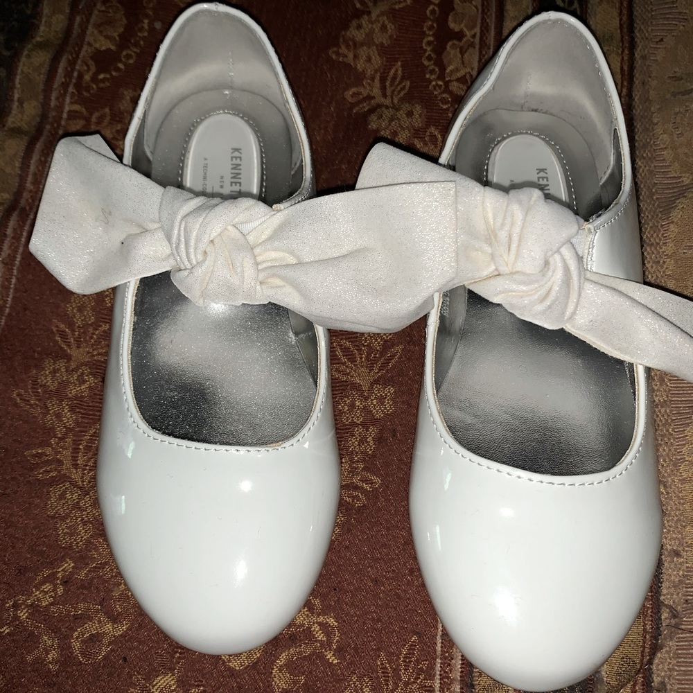 Kenneth Cole shoes